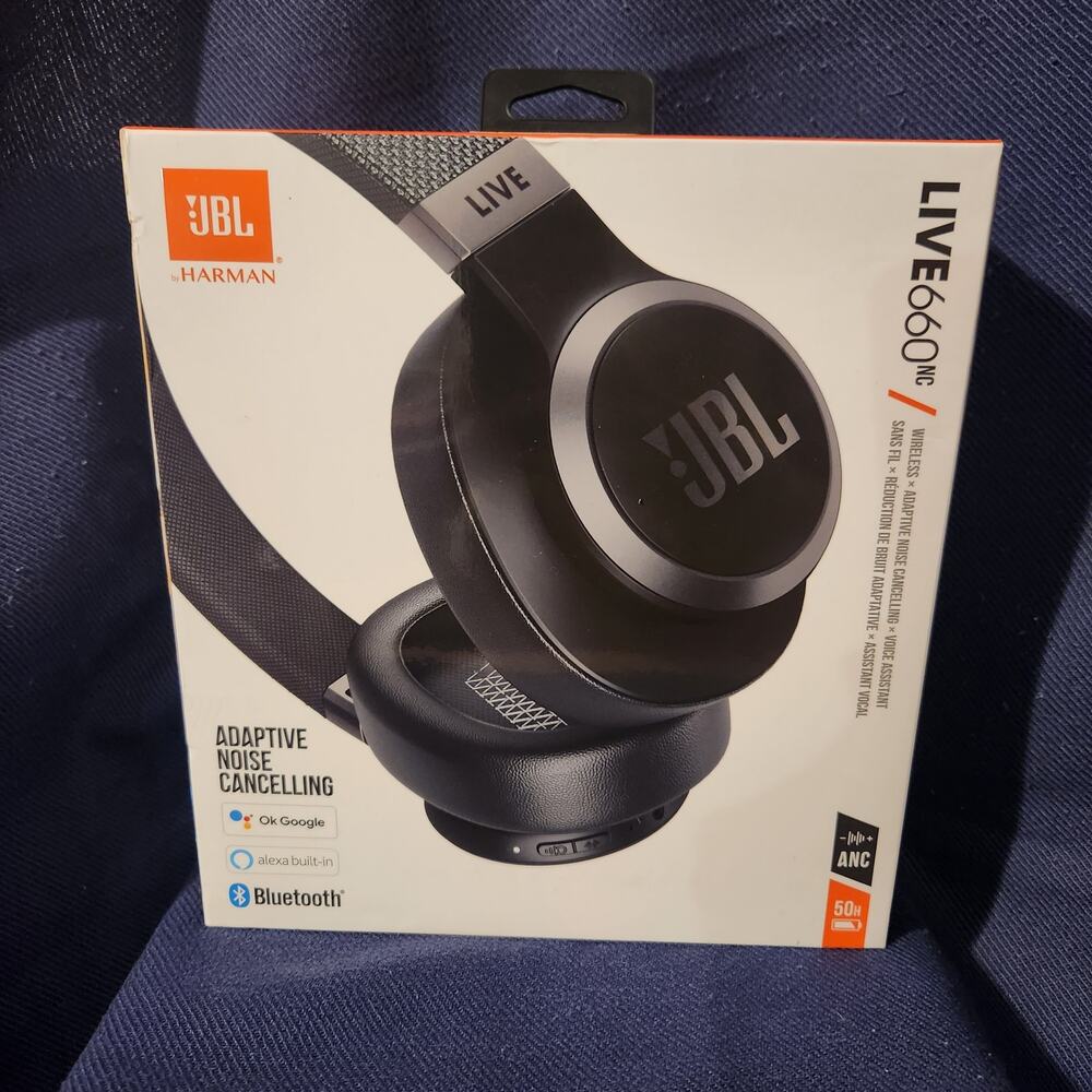 JBL LIVE660NC Headphones